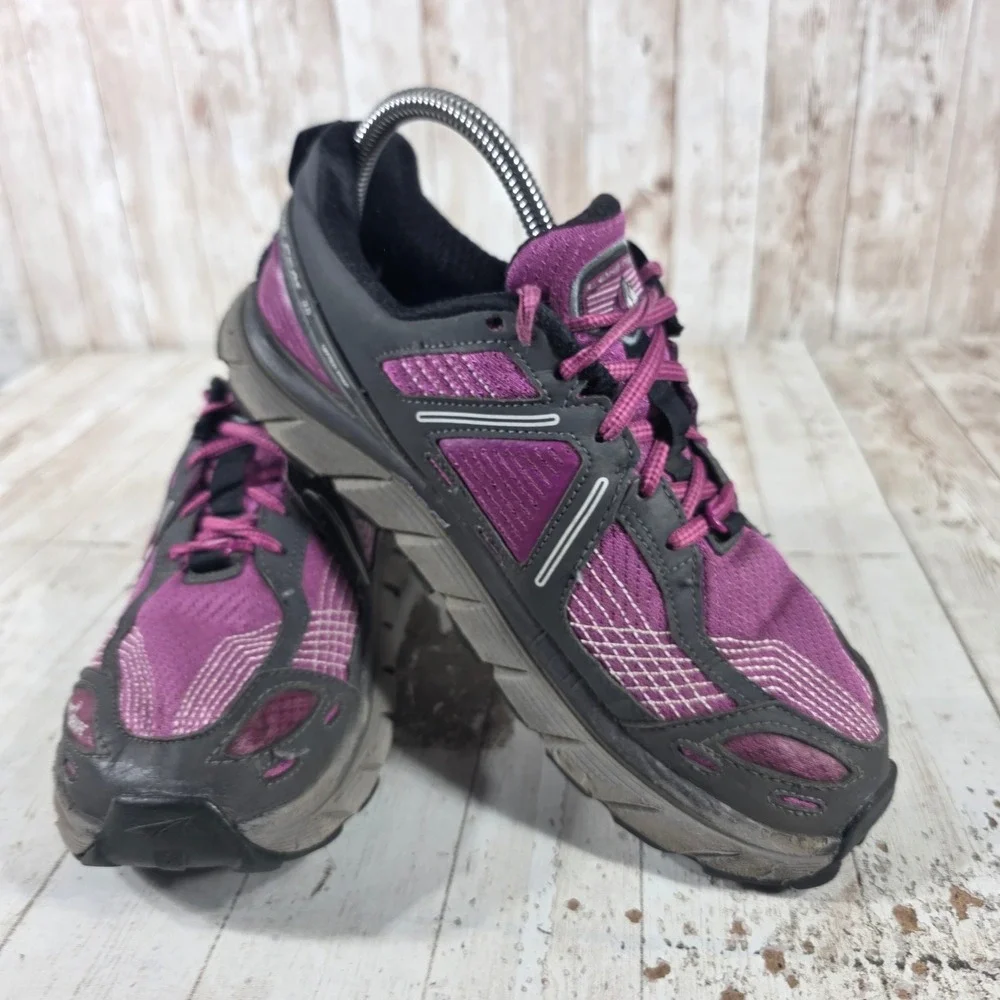 Altra Lone Peak 3.5 Womens 8 Trail Running Shoes Purple Gray Zero Drop AFW1735F‎